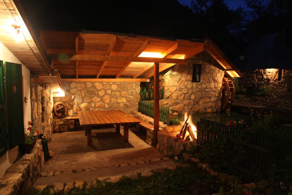 Rafting Camp Tara Center Tri Vodenice Bastasi Δωμάτιο φωτογραφία